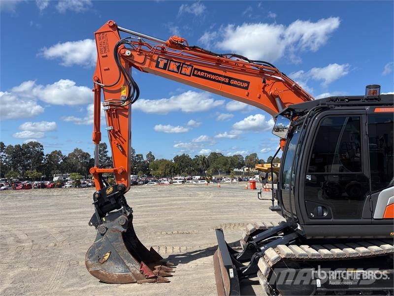 Hitachi ZX135US-7 Tracked Excavator Εκσκαφείς με ερπύστριες
