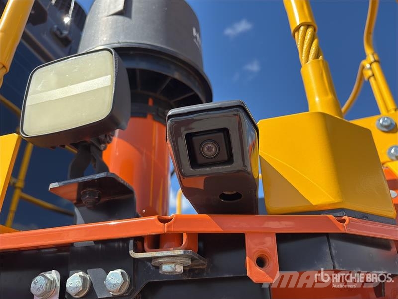 Hitachi ZX135US-7 Tracked Excavator Εκσκαφείς με ερπύστριες