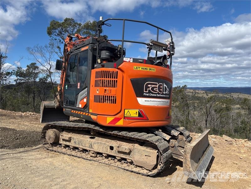 Hitachi ZX135US-7 Tracked Excavator Bagri goseničarji
