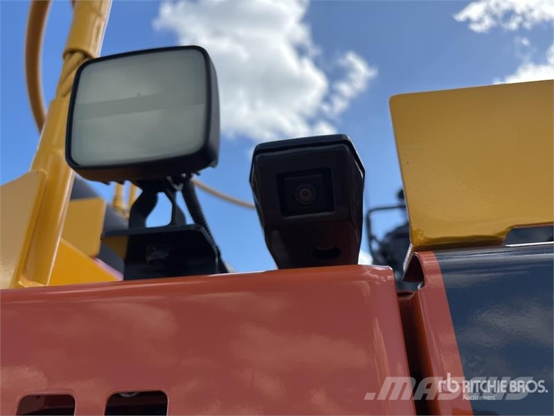 Hitachi ZX135US-7 Tracked Excavator Εκσκαφείς με ερπύστριες