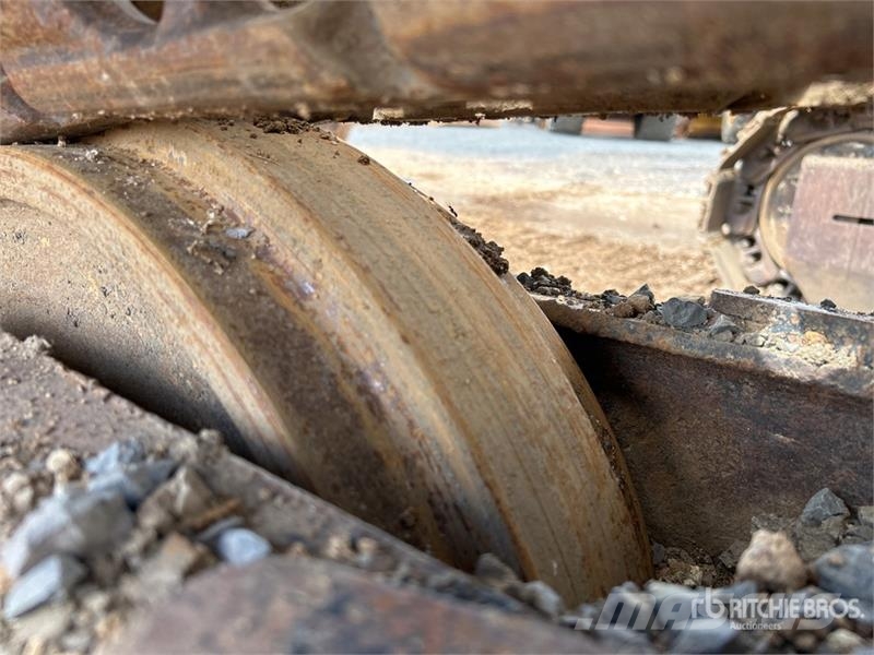 Hitachi ZX210LC-5B Tracked Excavator Crawler excavators