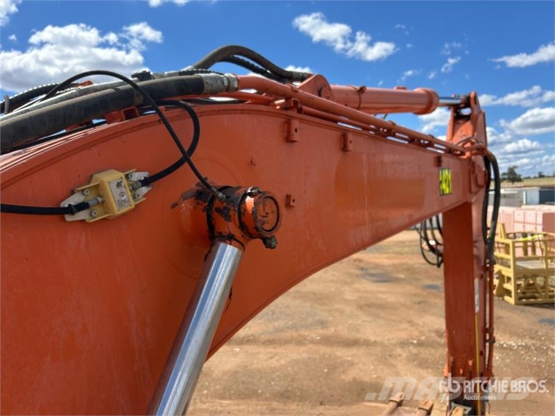 Hitachi ZX210LC-5B Tracked Excavator Crawler excavators
