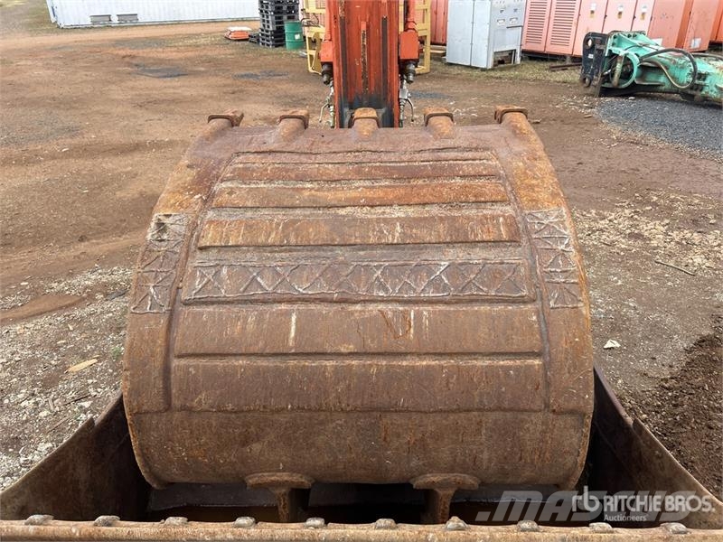 Hitachi ZX210LC-5B Tracked Excavator Crawler excavators