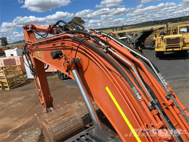 Hitachi ZX210LC-5B Tracked Excavator Crawler excavators