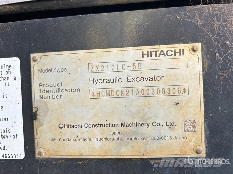 Hitachi ZX210LC-5B Tracked Excavator Crawler excavators