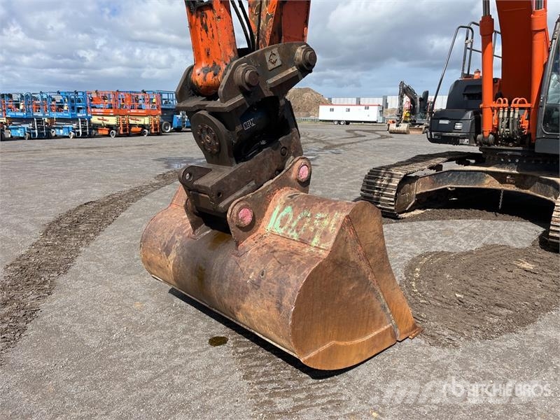Hitachi ZX260LC-5B Tracked Excavator Lánctalpas kotrók