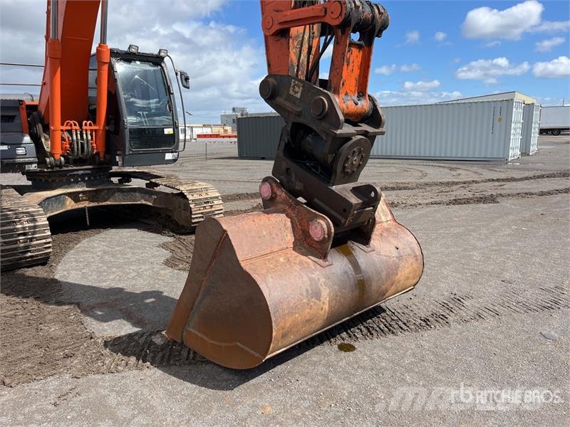 Hitachi ZX260LC-5B Tracked Excavator Lánctalpas kotrók