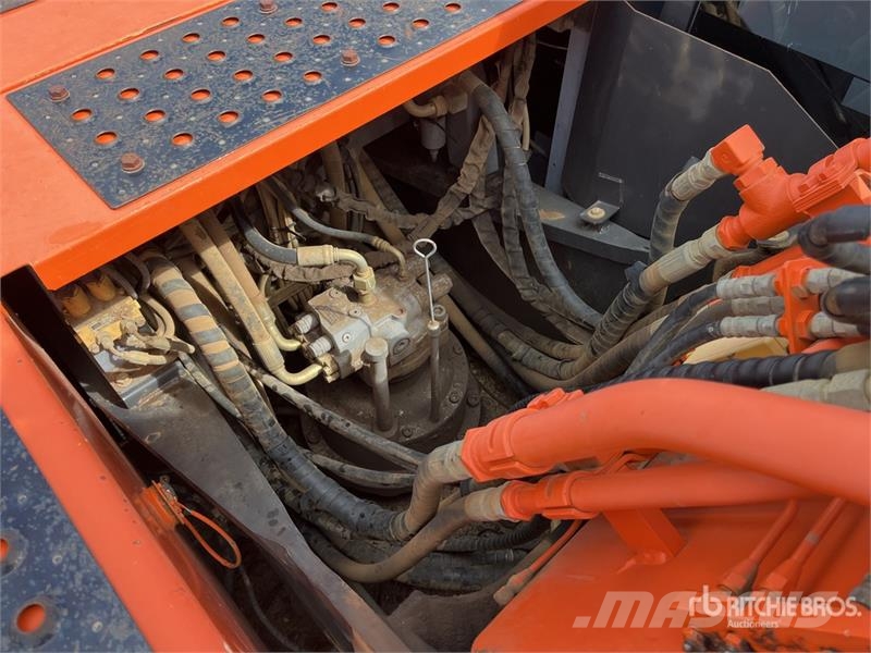 Hitachi ZX260LC-5B Tracked Excavator Lánctalpas kotrók