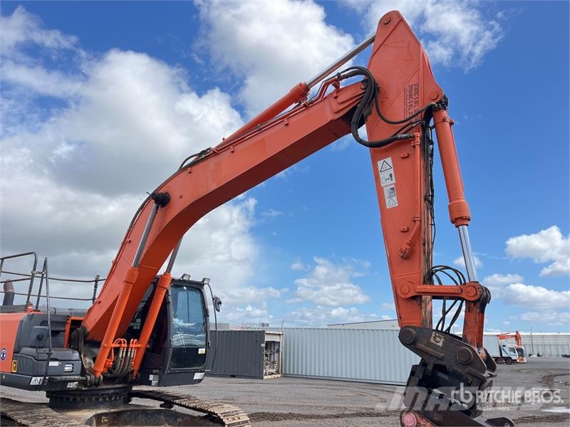 Hitachi ZX260LC-5B Tracked Excavator Lánctalpas kotrók
