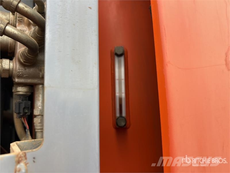 Hitachi ZX330LC Εκσκαφείς με ερπύστριες