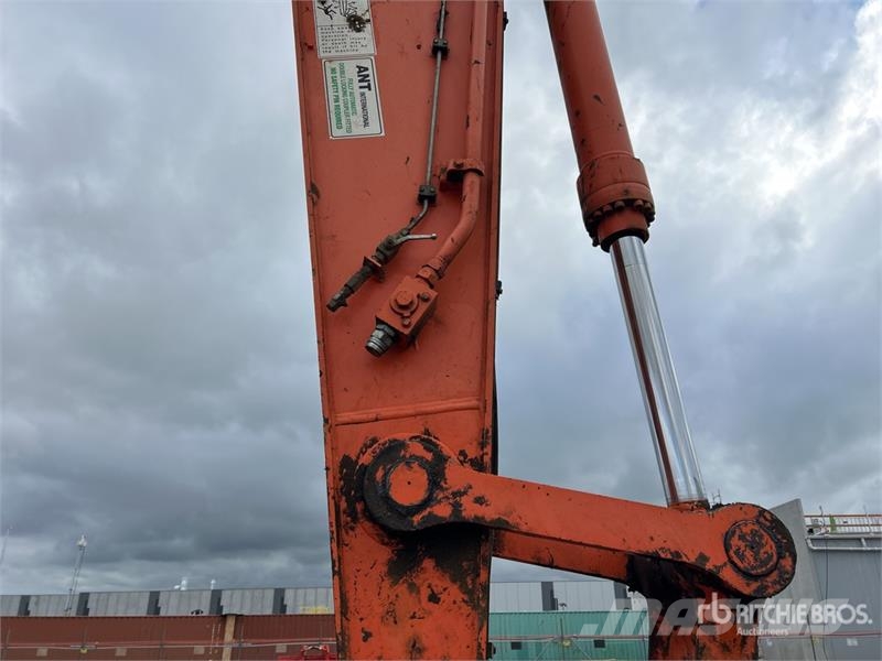 Hitachi ZX330LC Εκσκαφείς με ερπύστριες