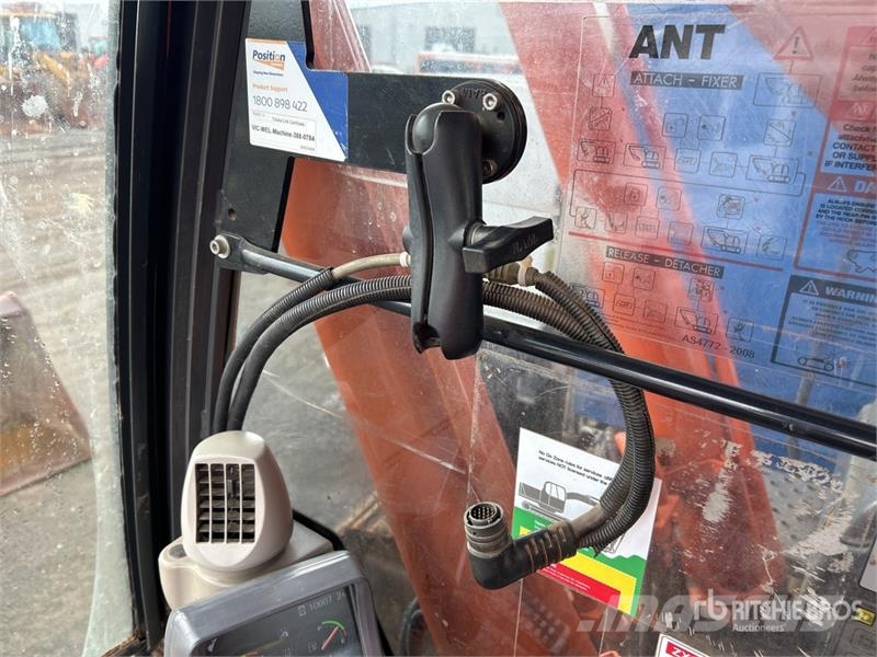 Hitachi ZX330LC Εκσκαφείς με ερπύστριες