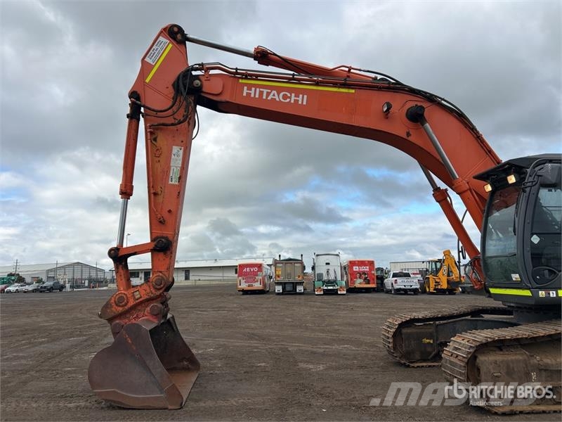 Hitachi ZX330LC Εκσκαφείς με ερπύστριες