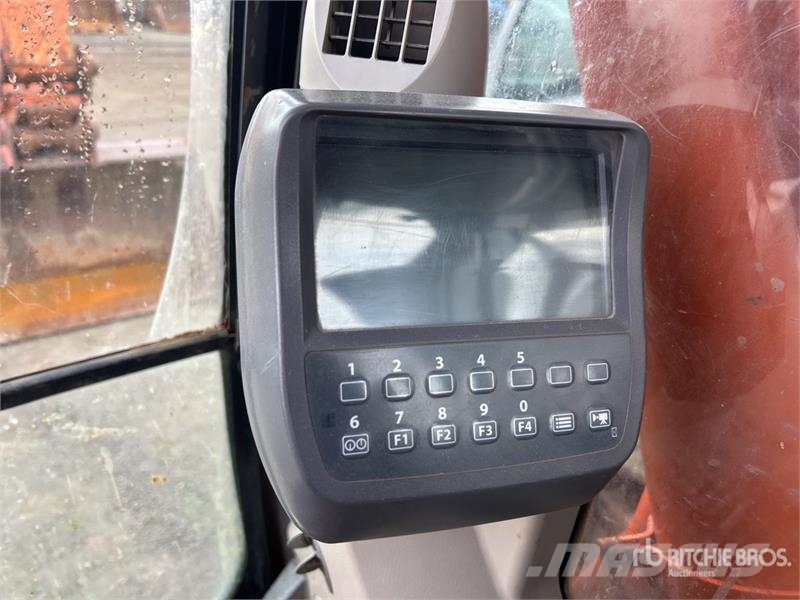 Hitachi ZX330LC Εκσκαφείς με ερπύστριες