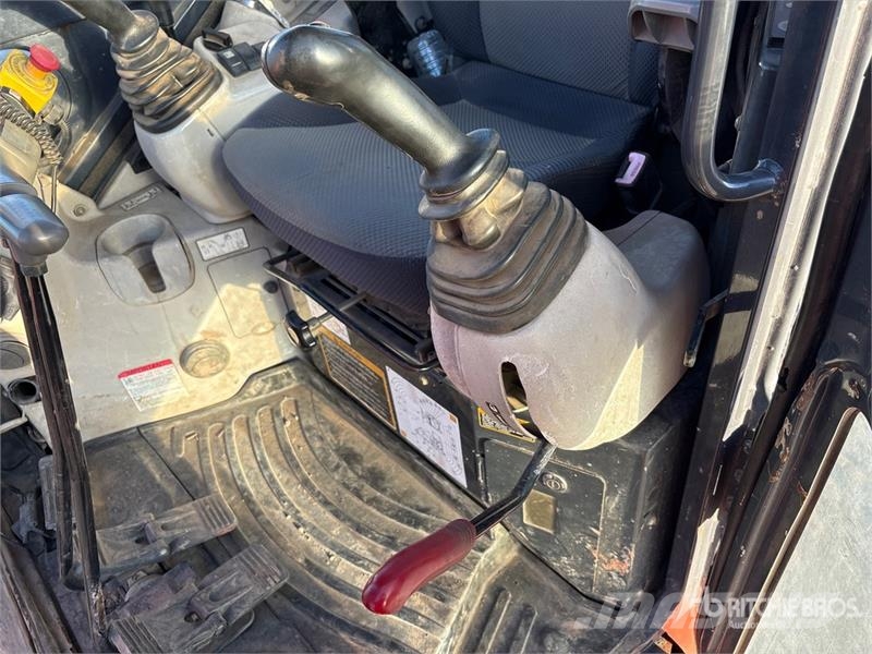 Hitachi ZX33U-5A Mini Excavator Minikaivukoneet < 7t