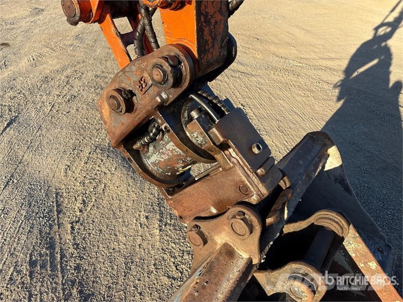 Hitachi ZX33U-5A Mini Excavator Minikaivukoneet < 7t