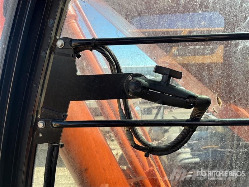 Hitachi ZX360LC-5B Tracked Excavator Pásové rýpadlá