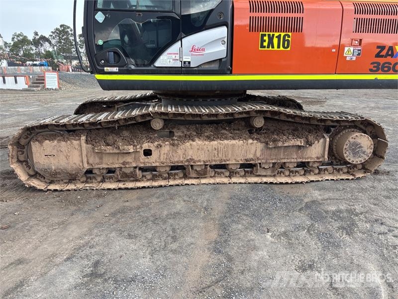 Hitachi ZX360LC-5B Tracked Excavator Roomikekskavaatorid