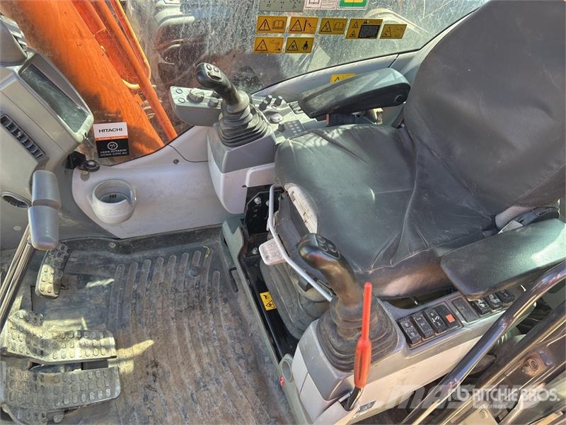 Hitachi ZX360LC-5B Tracked Excavator Pásové rýpadlá
