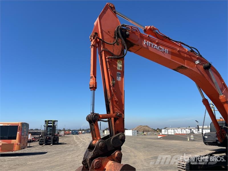 Hitachi ZX360LC-5B Tracked Excavator Pásové rýpadlá