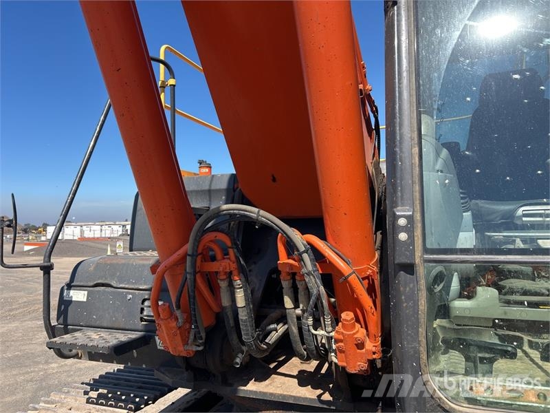 Hitachi ZX360LC-5B Tracked Excavator Pásové rýpadlá