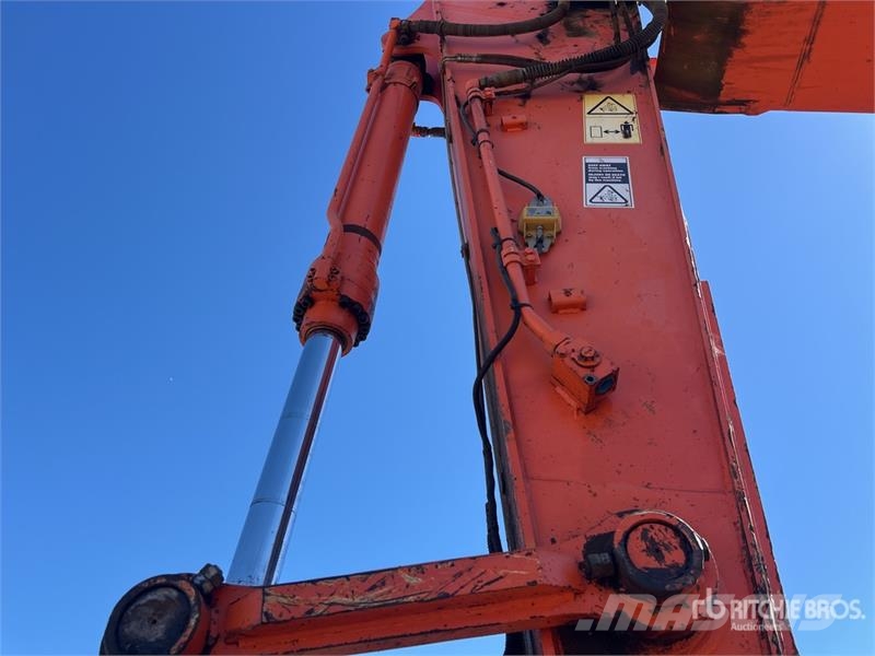 Hitachi ZX360LC-5B Tracked Excavator Pásové rýpadlá