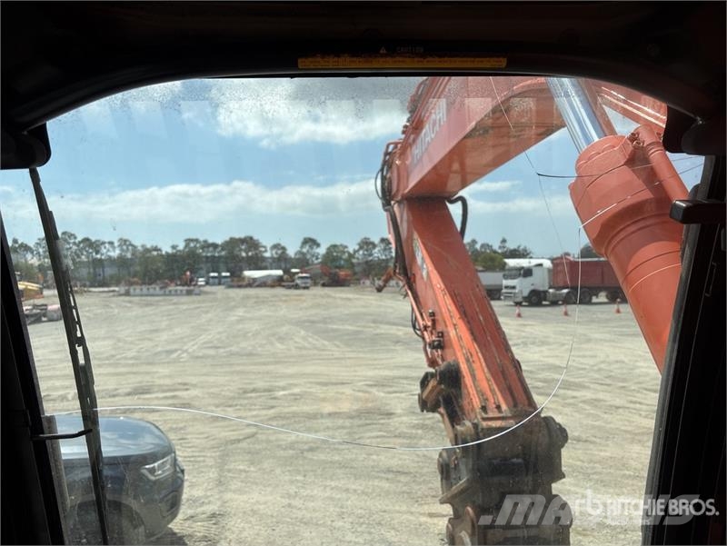 Hitachi ZX360LCH-5B Tracked Excavator Bagri goseničarji