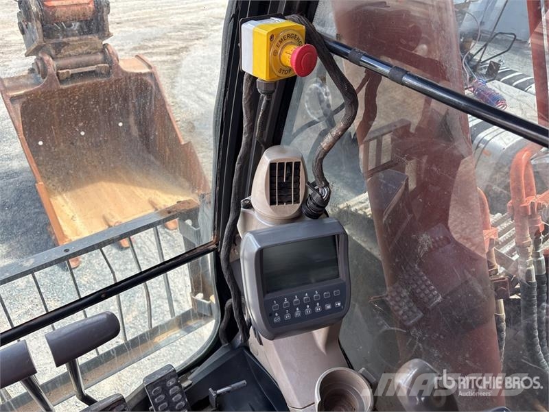 Hitachi ZX470LCH-3 Tracked Excavator Crawler excavators