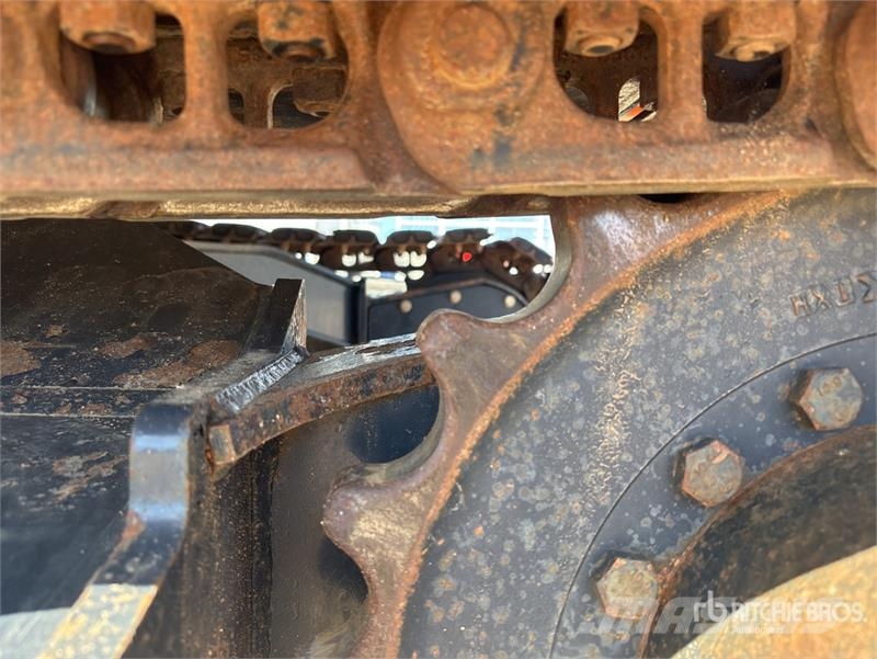 Hitachi ZX85USB-5A Tracked Excavator Гусеничные экскаваторы