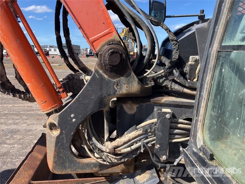 Hitachi ZX85USB-5A Tracked Excavator Lánctalpas kotrók