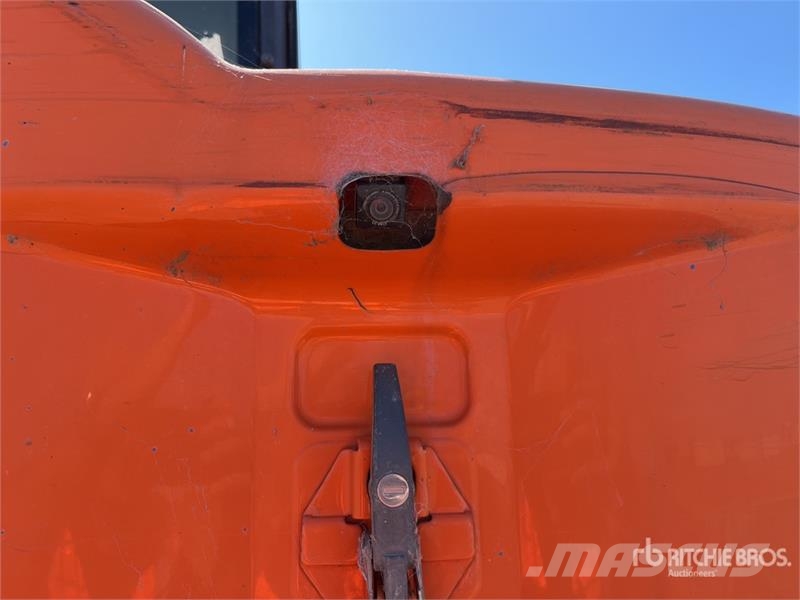Hitachi ZX85USB-5A Tracked Excavator Lánctalpas kotrók