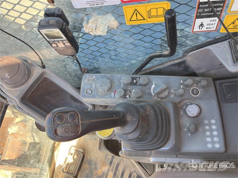 Hitachi ZX85USB-5A Tracked Excavator Lánctalpas kotrók