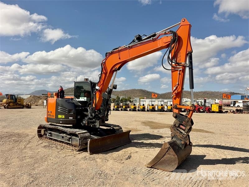 Hitachi ZX85USB-5A Tracked Excavator حفارات زحافة