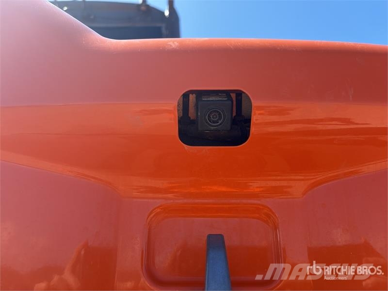 Hitachi ZX85USB-5A Tracked Excavator Гусеничные экскаваторы
