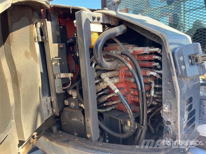 Hitachi ZX85USB-5A Tracked Excavator Lánctalpas kotrók