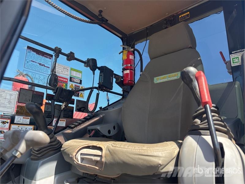Hitachi ZX85USB-5A Tracked Excavator Гусеничные экскаваторы