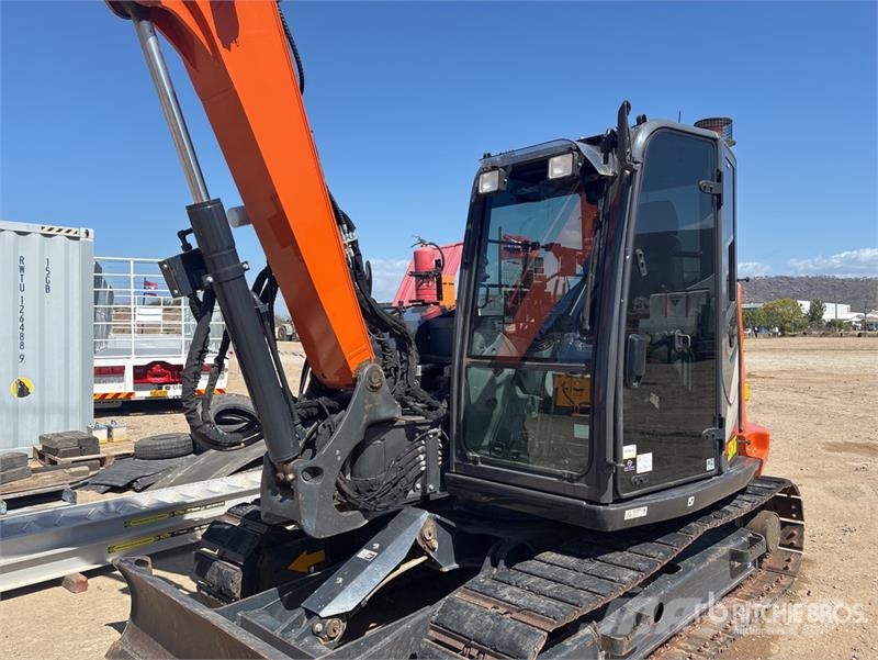 Hitachi ZX85USB-5A Tracked Excavator Гусеничные экскаваторы