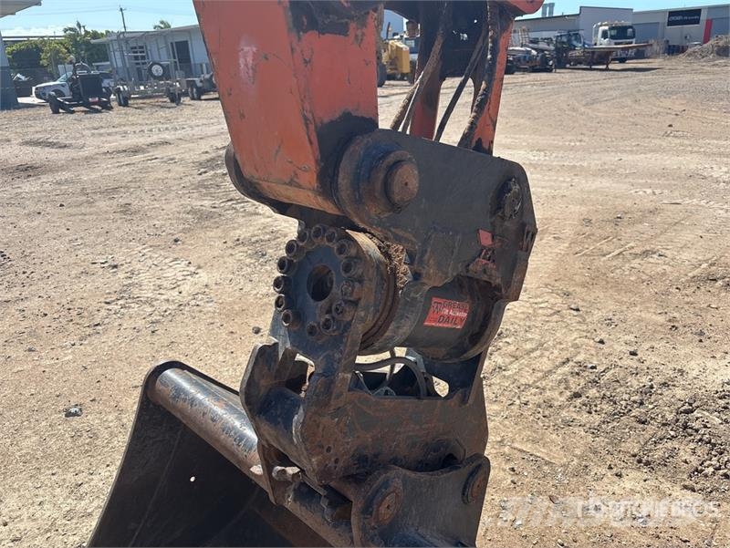 Hitachi ZX85USB-5A Tracked Excavator Гусеничные экскаваторы