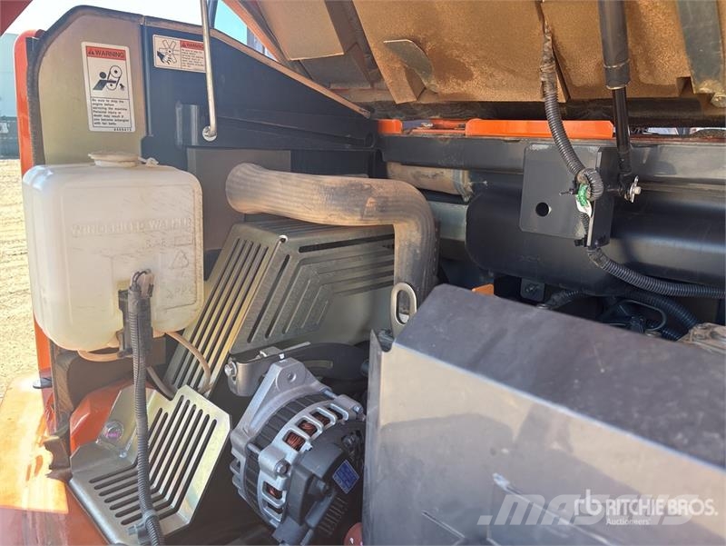 Hitachi ZX85USB-5A Tracked Excavator Гусеничные экскаваторы