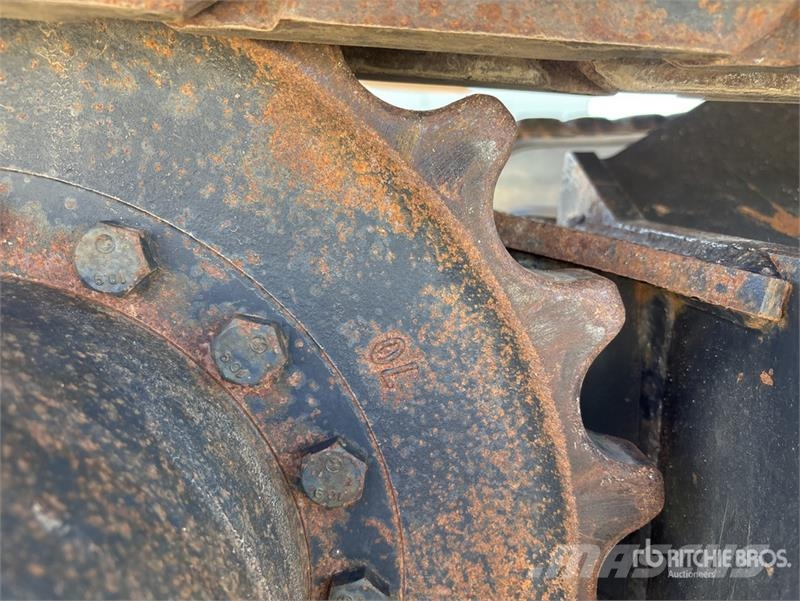 Hitachi ZX85USB-5A Tracked Excavator Гусеничные экскаваторы