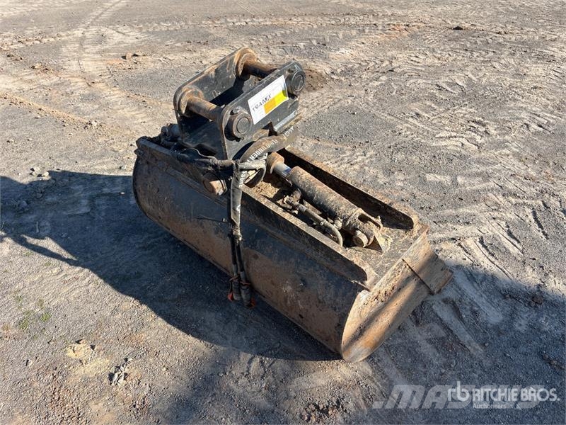 Hogan E55 1160 mm Hydraulic Tilting Excavator Buck Kaušai