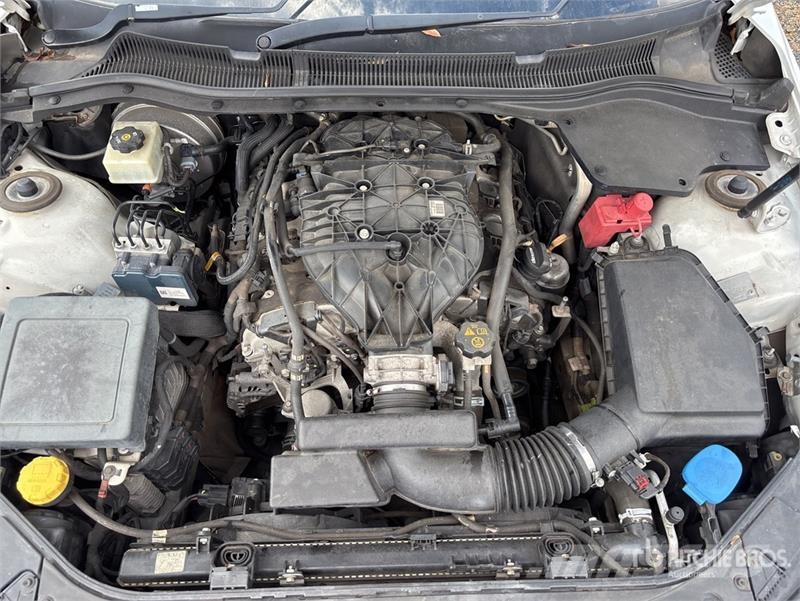 Holden Commodore VF Automobile Легковые автомобили