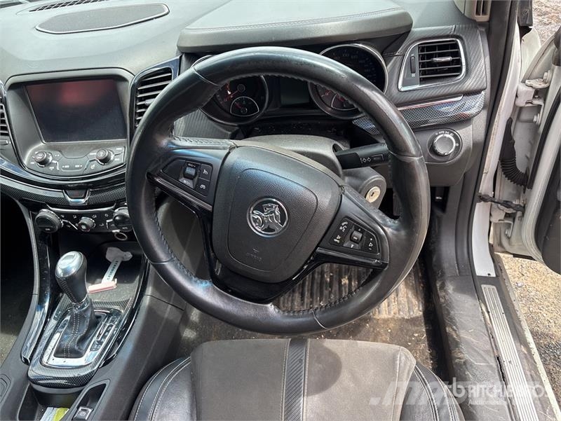 Holden Commodore VF Automobile Легковые автомобили