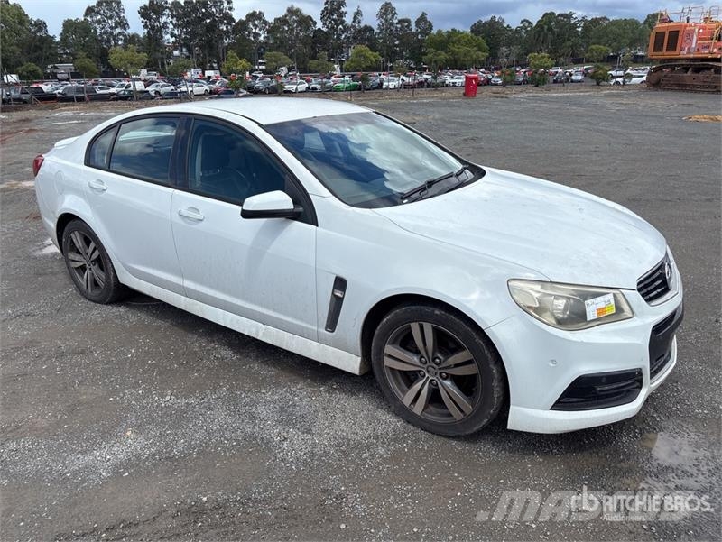 Holden Commodore VF Automobile Легковые автомобили