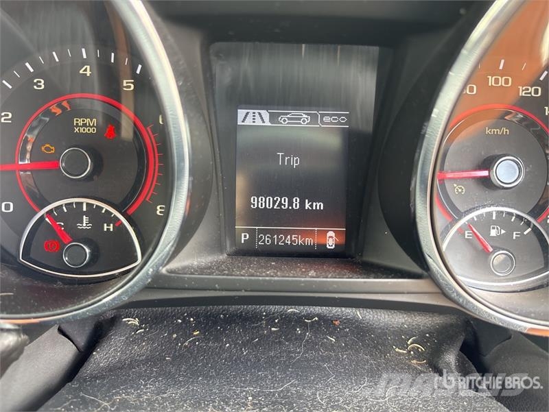 Holden Commodore VF Automobile Легковые автомобили