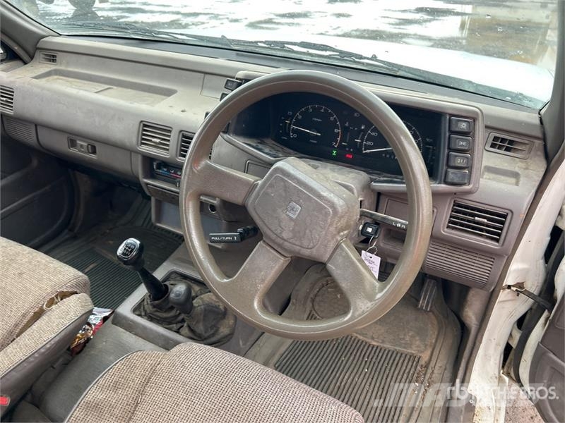 Holden Rodeo TF Series 4x4 Dual Cab Pickup Autre fourgon / utilitaire