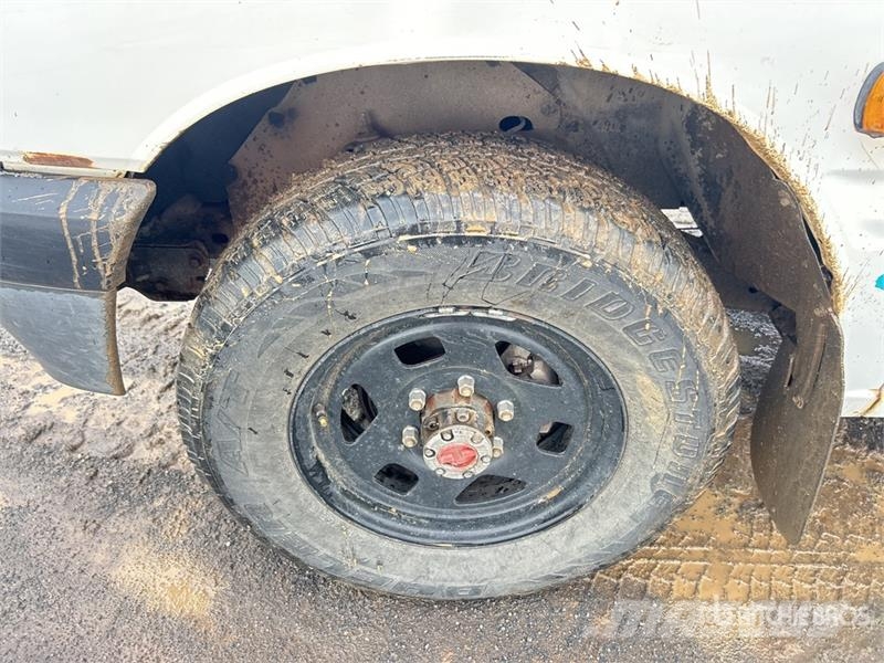 Holden Rodeo TF Series 4x4 Dual Cab Pickup Autre fourgon / utilitaire
