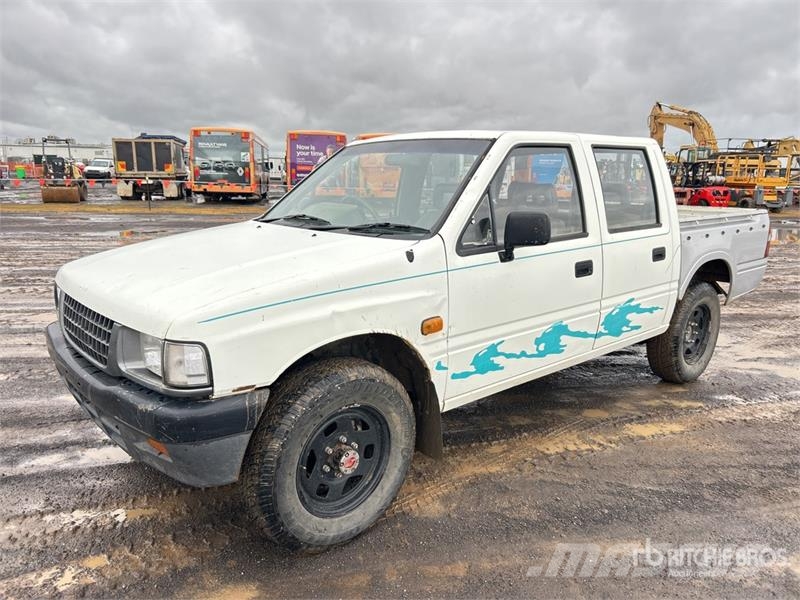 Holden Rodeo TF Series 4x4 Dual Cab Pickup Autre fourgon / utilitaire