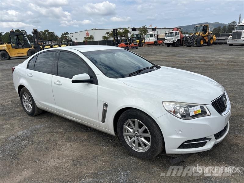 Holden VF Commodore Automobile Automobili