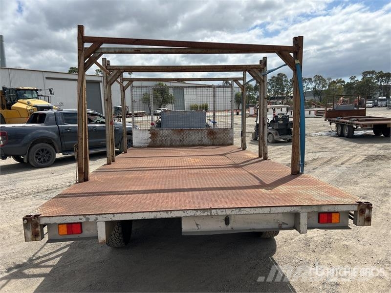 Homemade 4.5 m Bogie/A Flatbed Trailer 自卸半挂车